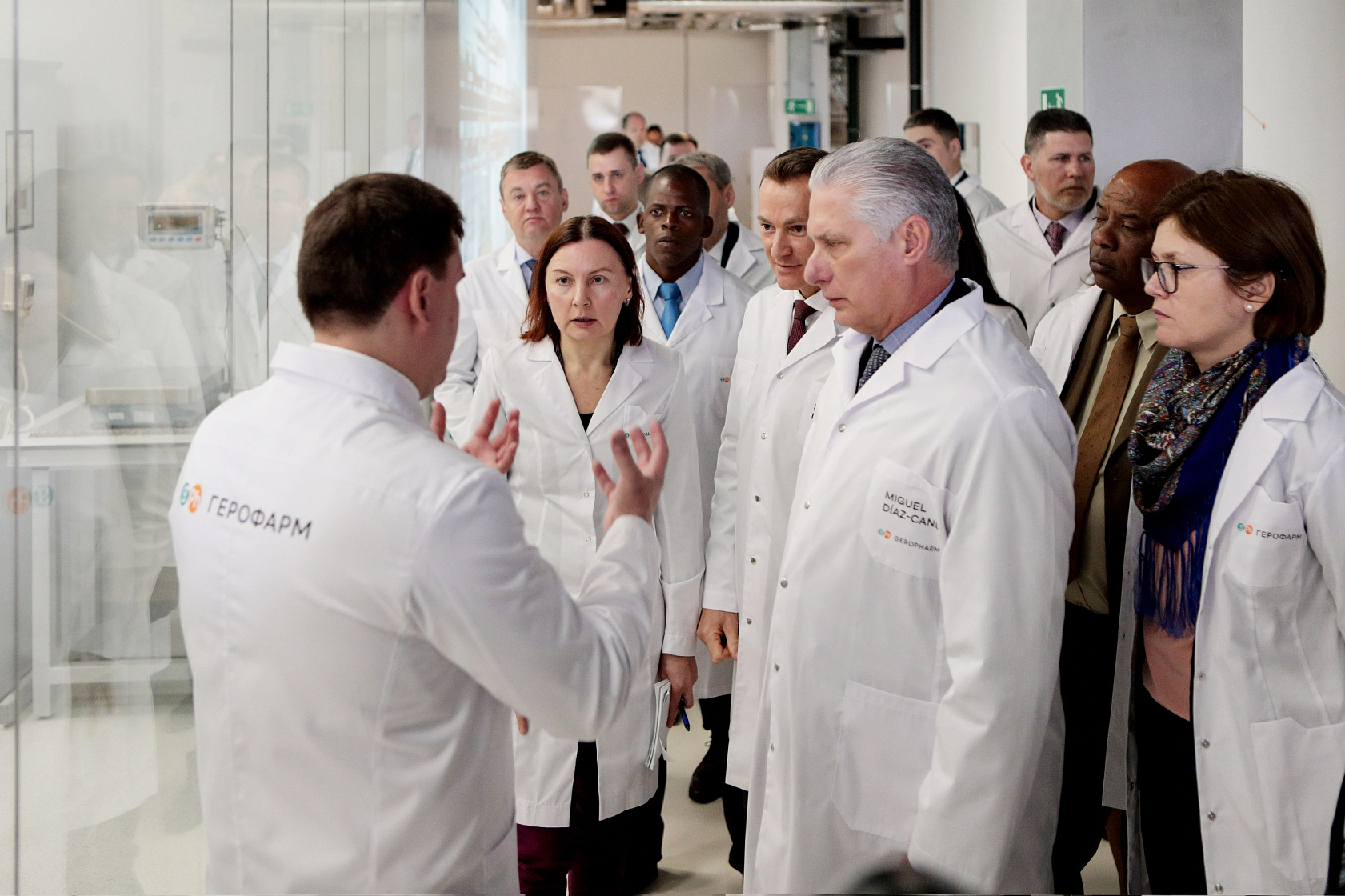 Президент Кубы посетил завод ГЕРОФАРМ в Санкт-Петербурге